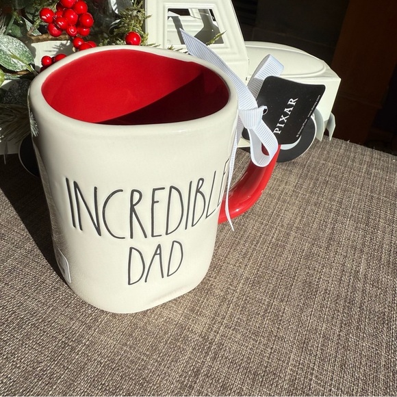 NEW 2 SIDED DISNEY/Pixar/Rae Dunn “INCREDIBLE DAD” The Incredibles Coffee Mug - Picture 8 of 9
